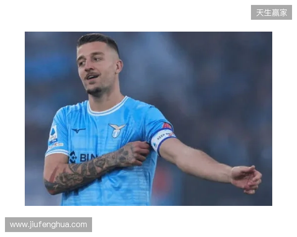 莫雷托：莱奥已就闹脾气向米兰全队道歉，他今夏仍可能离队